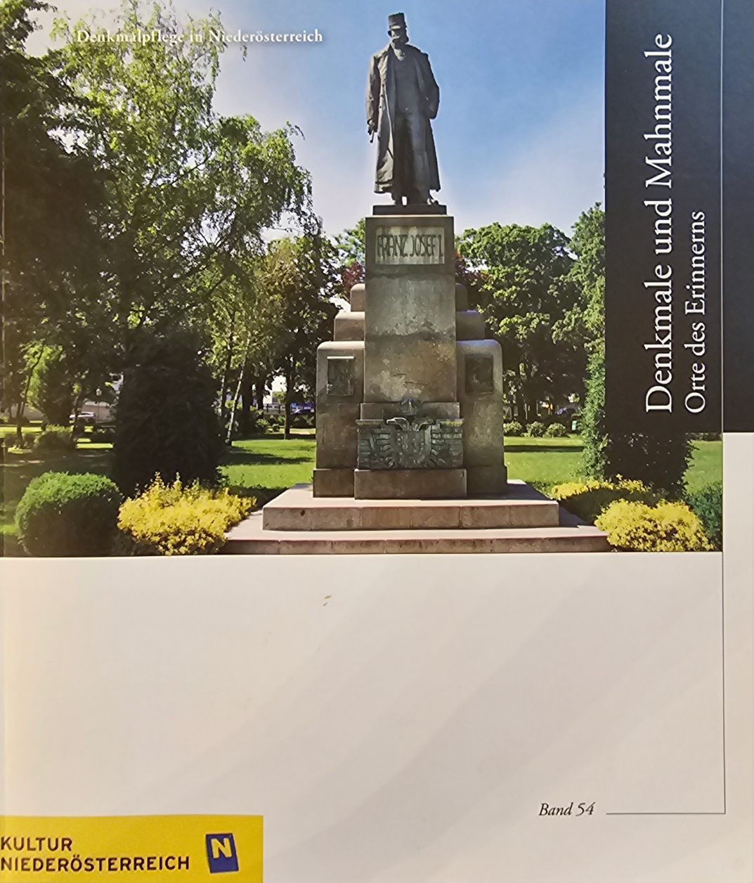 Denkmale und Mahnmale. Band 54.jpg