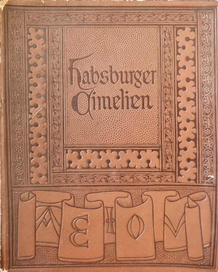 Ausstellung von Habsburger Cimelien.jpg