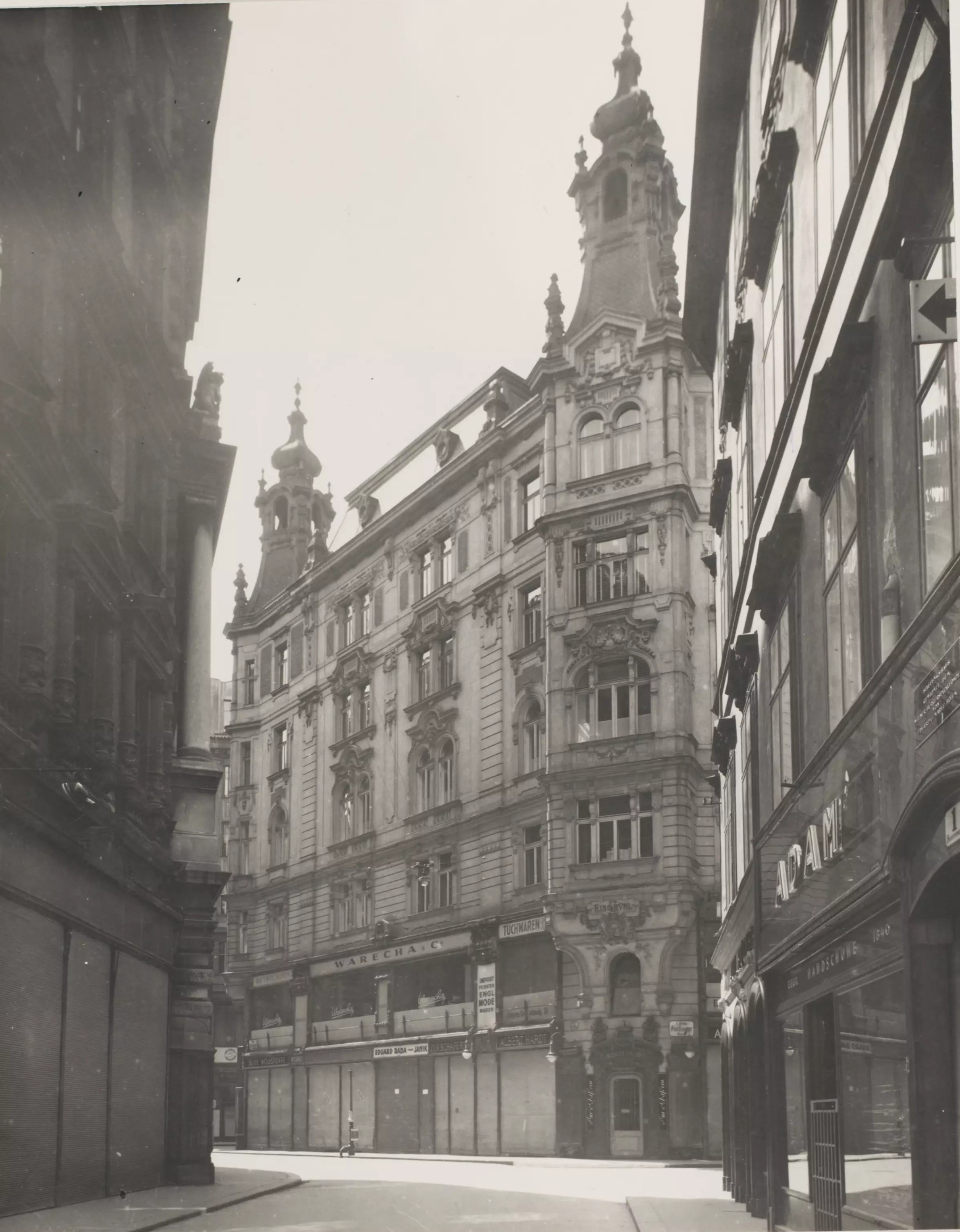 Freisingergasse 1 - Blick vom Bauernmarkt [7]