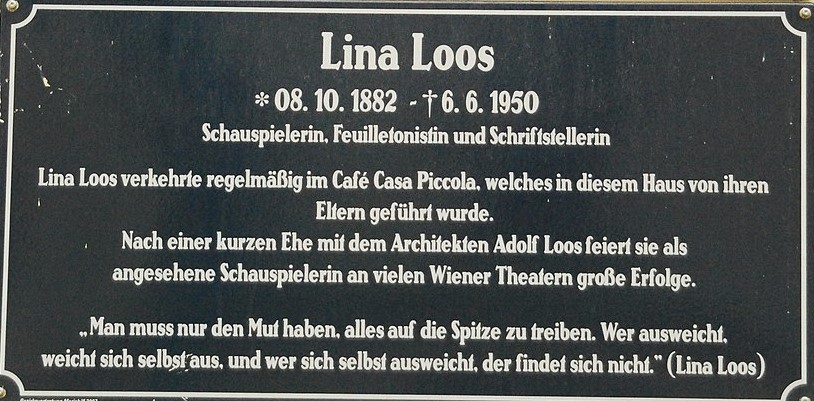GuentherZ 2010-04-24 0001 Wien06 Mariahilfer Strasse 1b Gedenktafeln Lina Loos.jpg