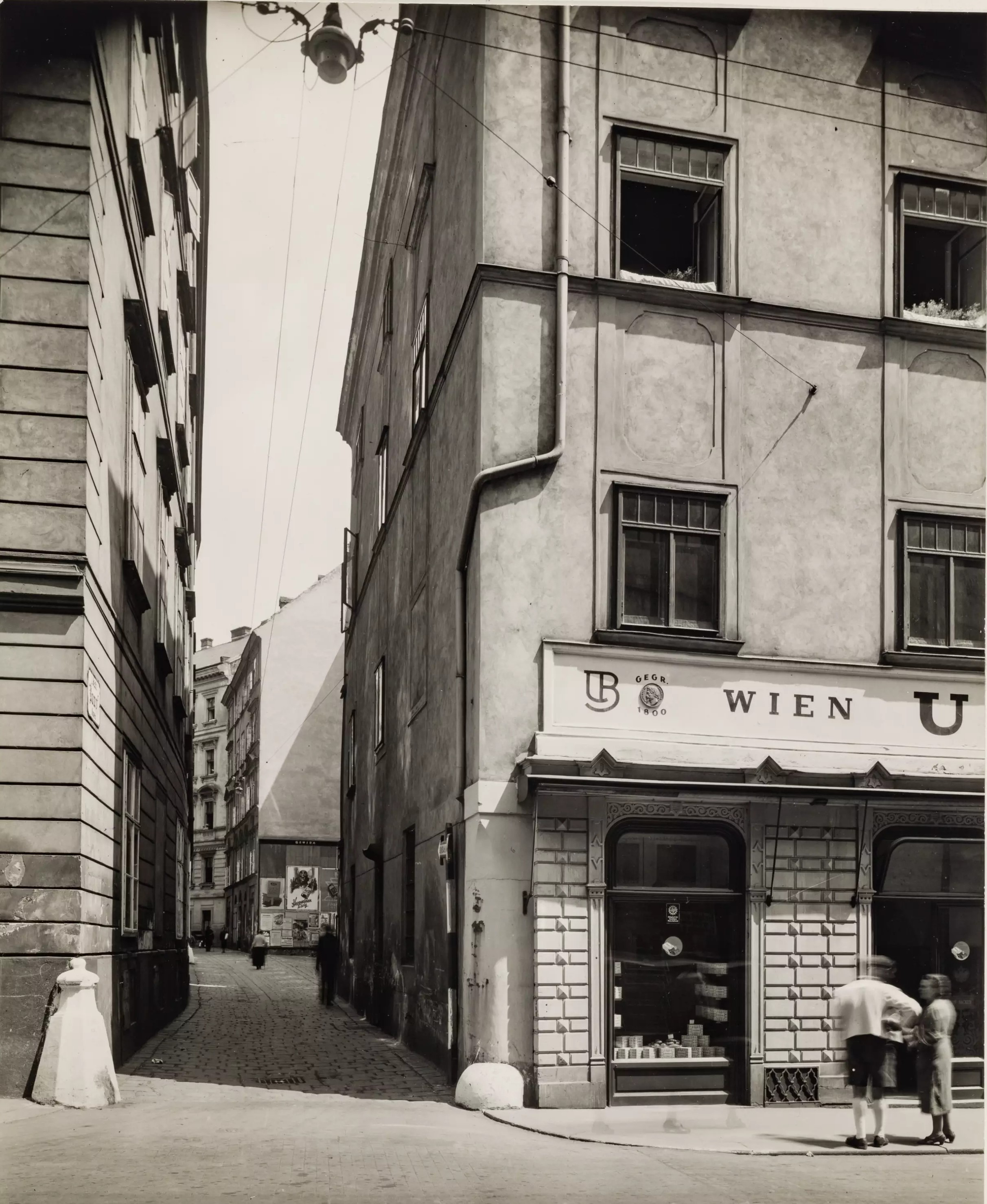 "Bäckerhaus", ehem. "Uhlhaus" - Eckansicht, 1942[5]