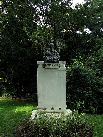 Anton Bruckner-Denkmal