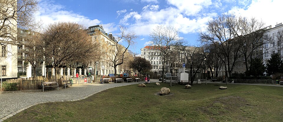 Hamerlingplatz Ost.jpg