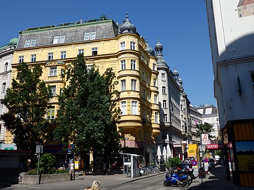 Haus im Sommer