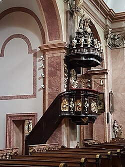 Blick zur Orgelempore