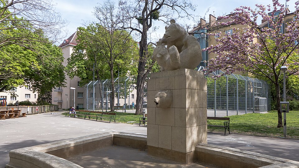 Wien 04 Dr.-Karl-Landsteiner-Park c.jpg