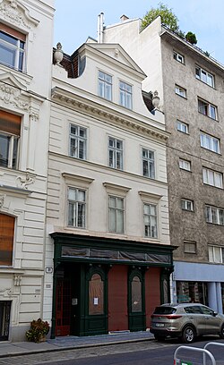 Wohnhaus 22133 in A-1040 Wien.jpg