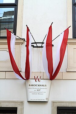 Tafel der Aktion „Wien – Eine Stadt stellt sich vor“ am Pfarrhof der Peterskirche (Petersplatz 6/6A)