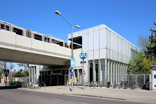 Ansicht der Station in Hochlage
