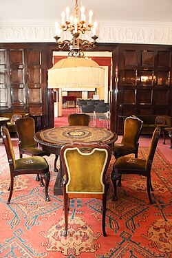 Spieltisch, Speisezimmer