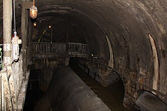 Zwingburg im Wiener Kanal