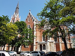 Pfarrkirche St. Elisabeth - 11.jpg
